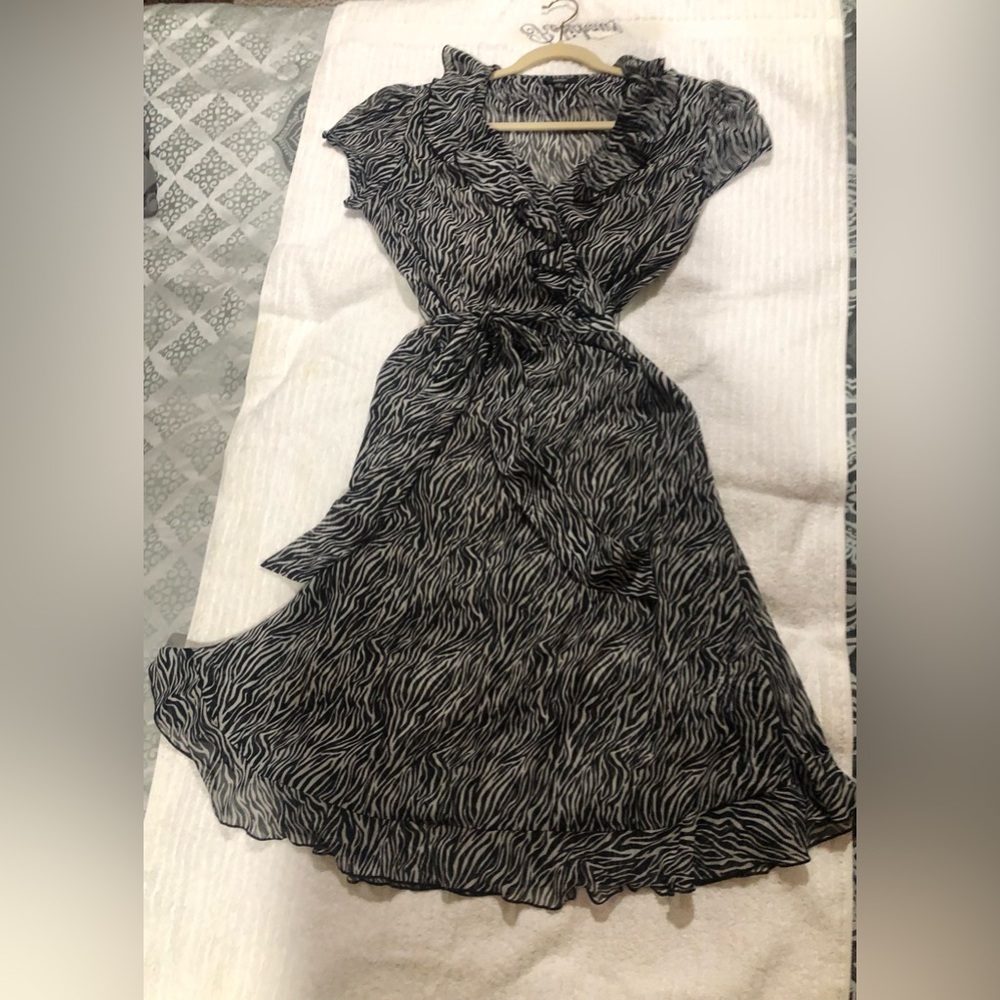 MSK ladies black & white, zebra print dress with ruffles, size 10.